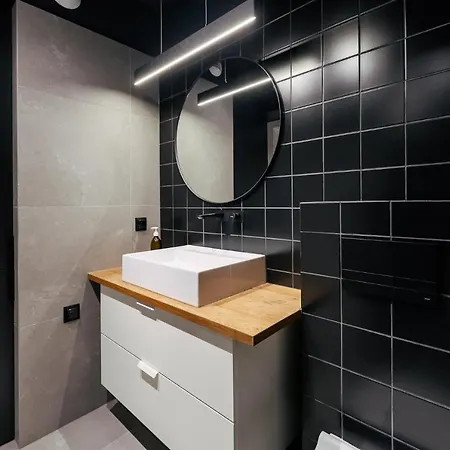 Apartament Black Oak Surfingbird Apartment Dzwirzyno