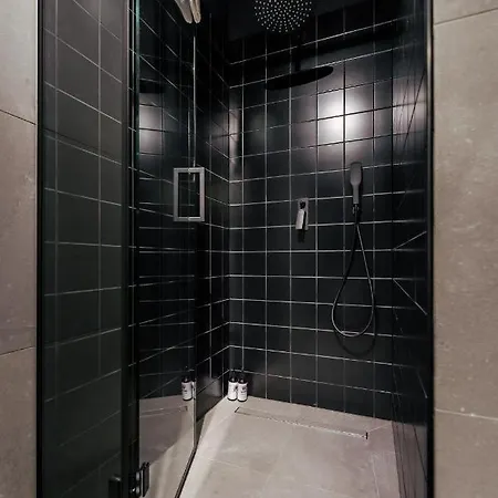 Apartament Black Oak Surfingbird