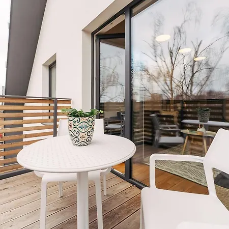 Apartment Apartament Black Oak Surfingbird